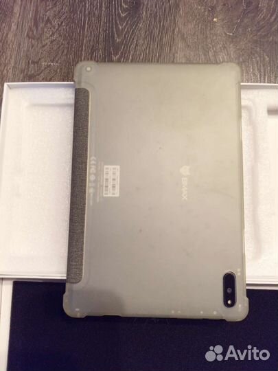 Планшетный компьютер bmax I10