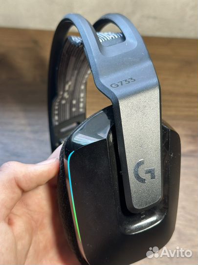 Logitech G733