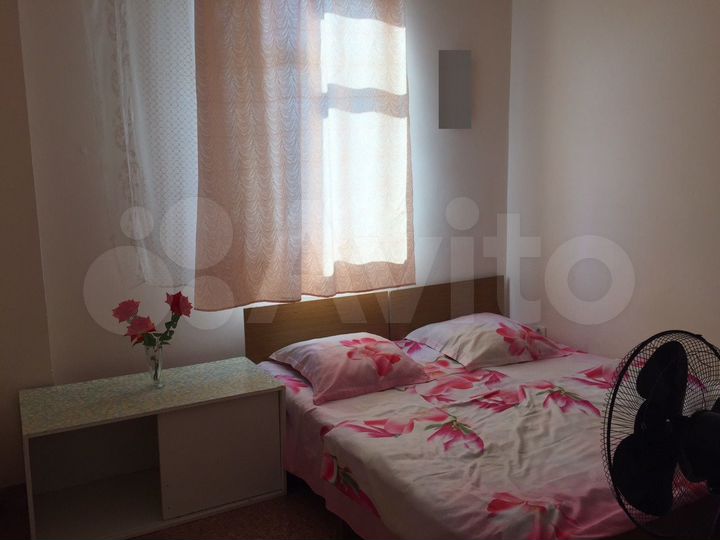 Комната 20 м² в 5-к., 1/2 эт.