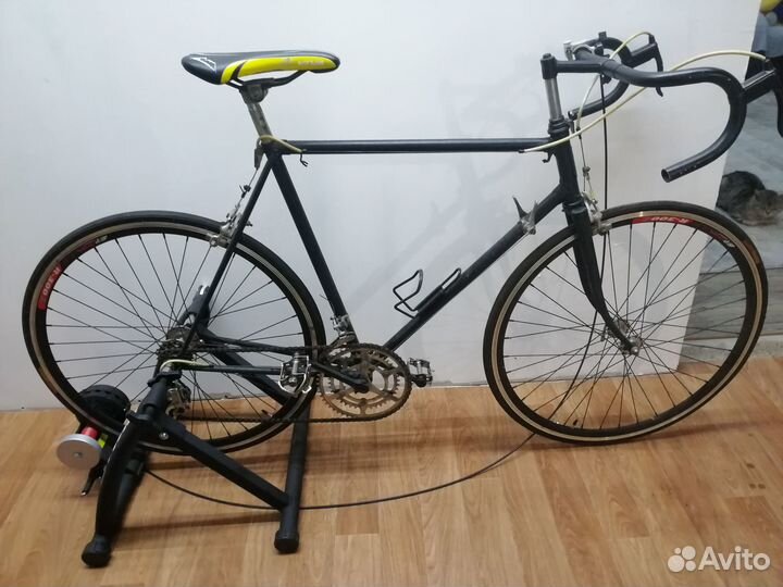 Шоссейный велосипед+велостанок