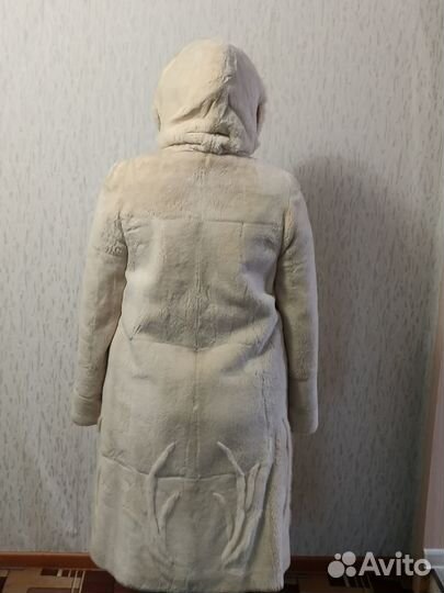 Шуба женская натуральная- бобёр