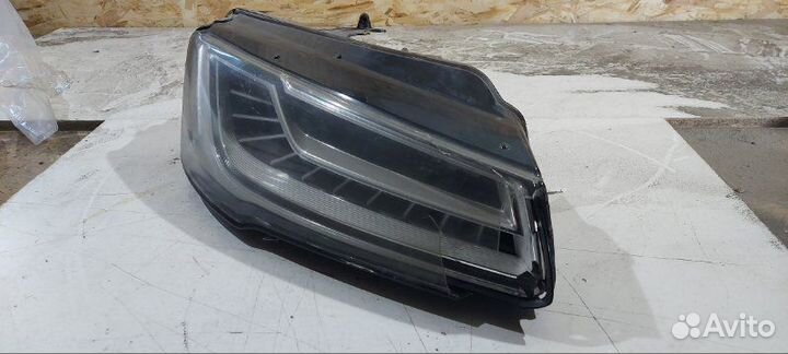 Фара светодиодная передняя правая Audi A8 D4