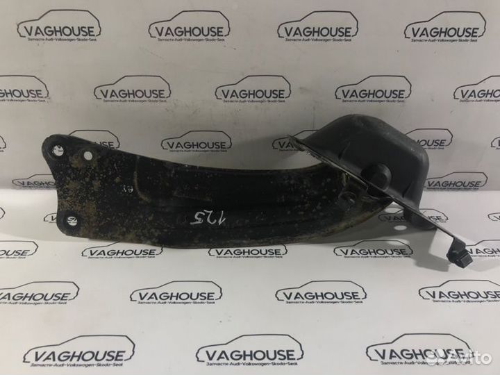 Рычаг подвески задний левый Volkswagen Passat B6