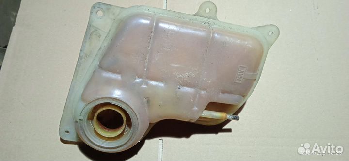 Расширительный бачок Passat b5