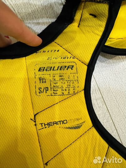 Нагрудник хоккейный bauer supreme mx3 yth S