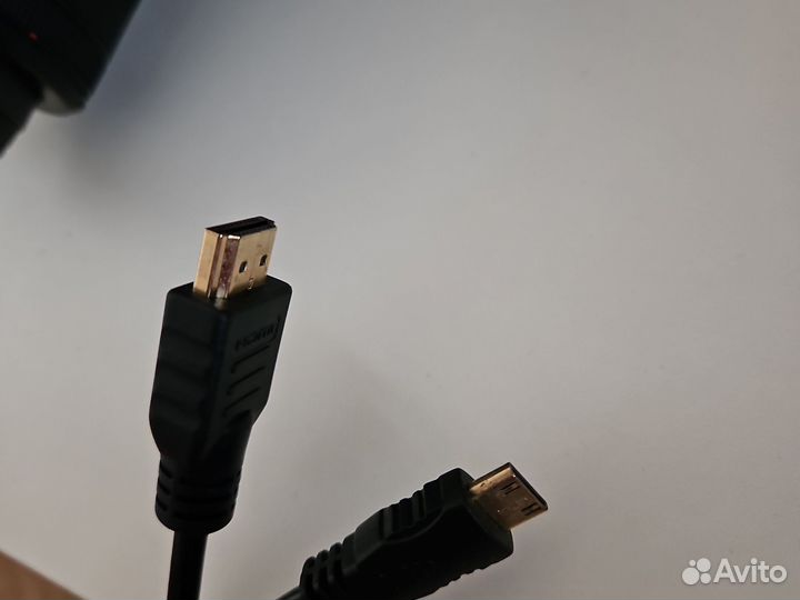 Зеркальный фотоаппарат Canon 650d