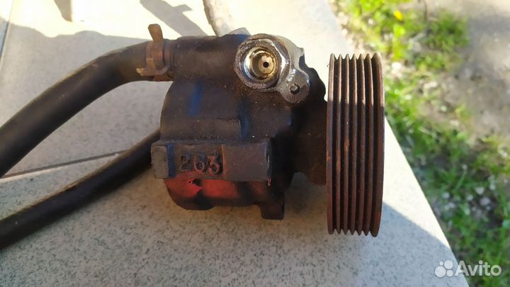 Гидроусилитель руля(насос гур)на рено лагуна