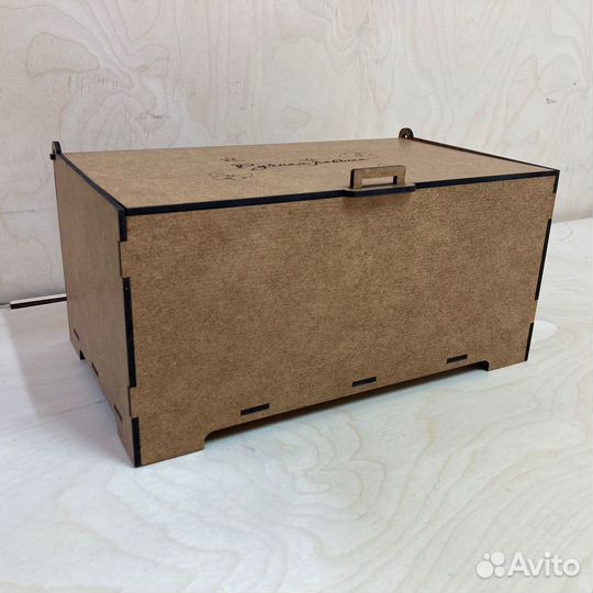 Коробка подарочная деревянная