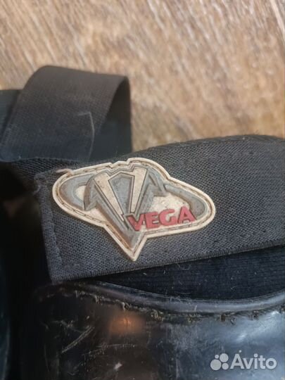 Наколенники vega