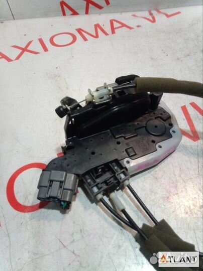 Замок двери задний правый nissan note