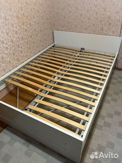 Кровать двуспальная 140x200 IKEA