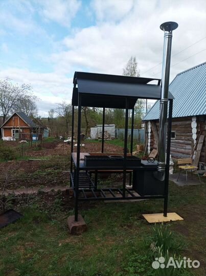 Мангал с крышей