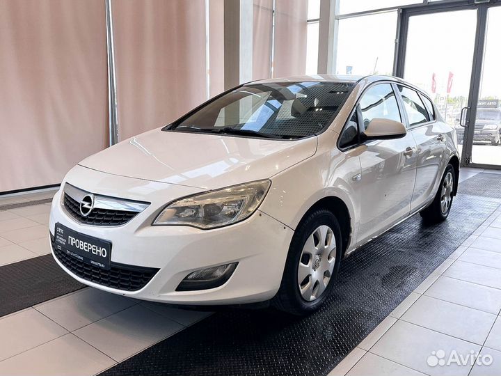Opel Astra 1.4 МТ, 2011, 235 490 км