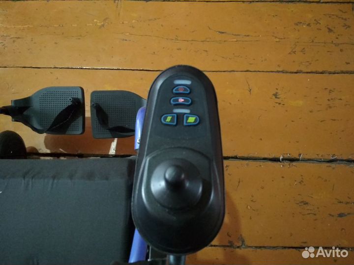 Коляска инвалидная с электроприводом