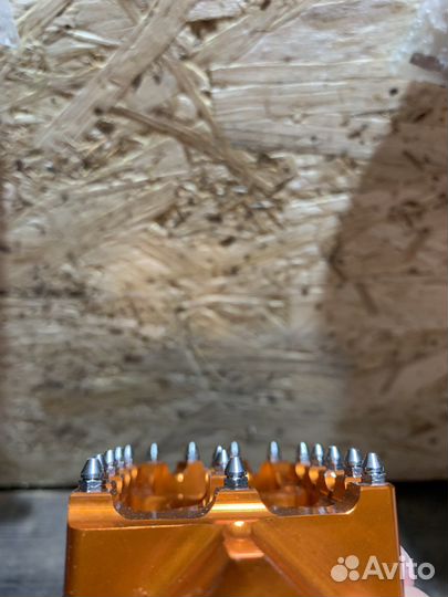 Подножки, пеги на эндуро