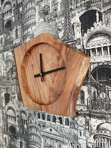 Часы настенные