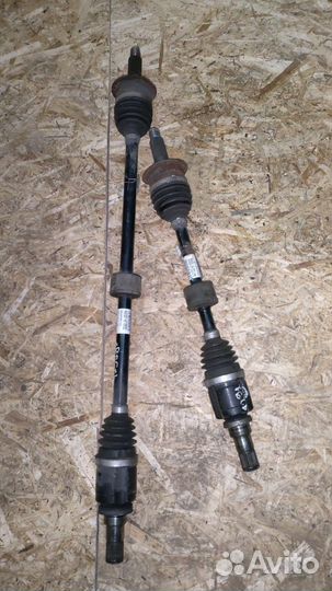 Полуось передняя Vitara 2015;SX4 2013