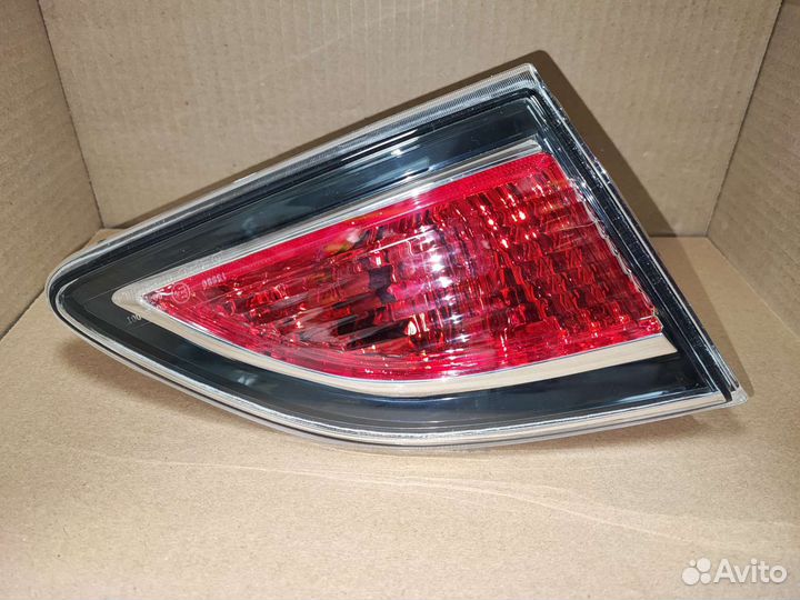 Фонарь задний Mazda 3 BL внутренний левый