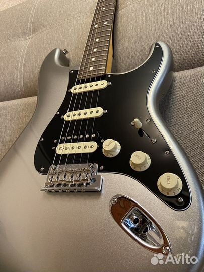 Fender american professional ii stratocaster 2022