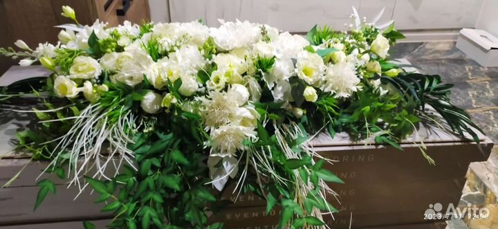 Цветы декоративные на стол молодожёнов