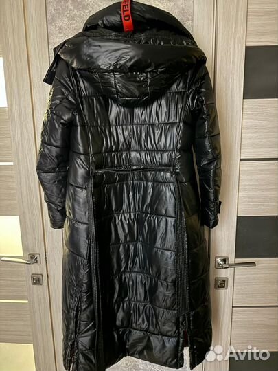 Пуховик женский Karl lagerfeld