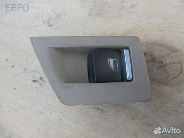 Кнопка стеклоподъемника BMW F10 s1087352