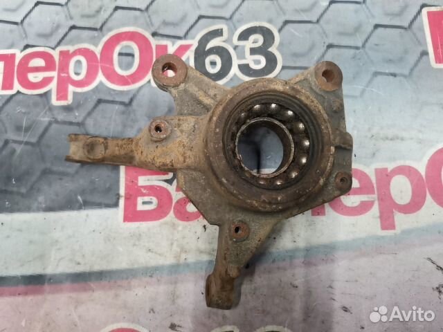 Кулак поворотный передний правый Renault Duster