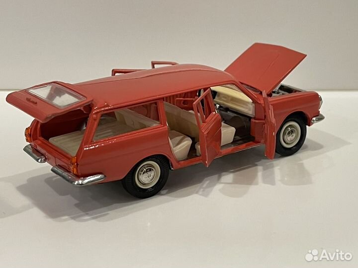 Модель автомобиля Волга 2402 а13 СССР