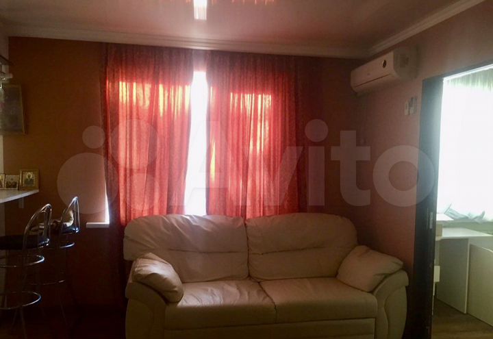 2-к. квартира, 40 м², 2/3 эт.