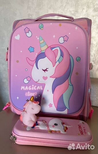 Новый школьный рюкзак для девочки