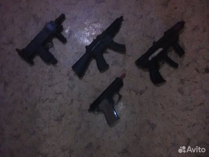 Игрушечное оружие