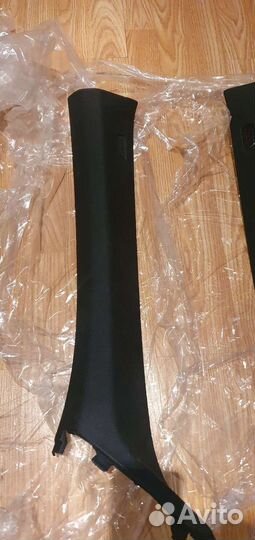 Обшивки стоек для F01/F02, черные (anthrazit)