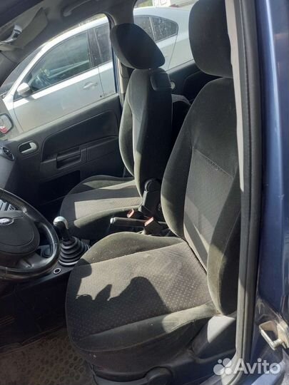 Запасные части Ford Fusion 2005