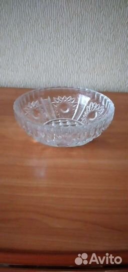 Хрустальная ваза