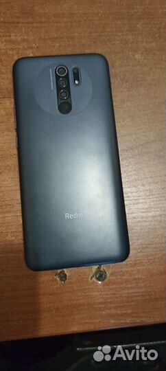Телефон Xiaomi redmi 9