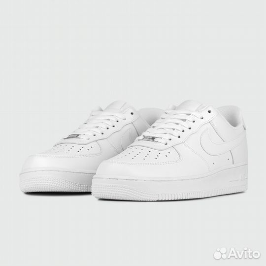 Nike Air Force 1 Low Wmns Triple White Qual