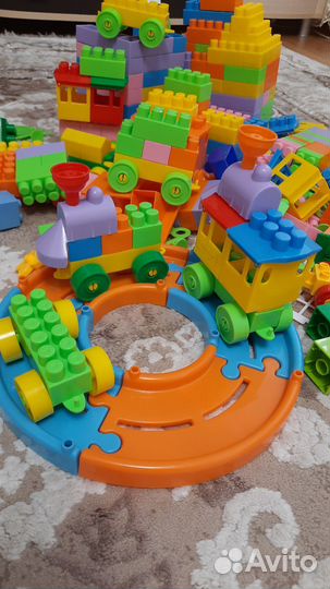 Детские развивающие игрушки