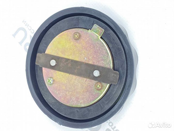 Крышка бензобака Урал с замком черная