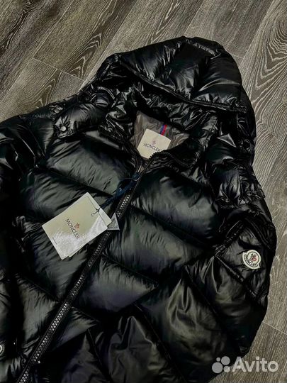 Зимняя куртка пуховик Moncler глянец на пуху