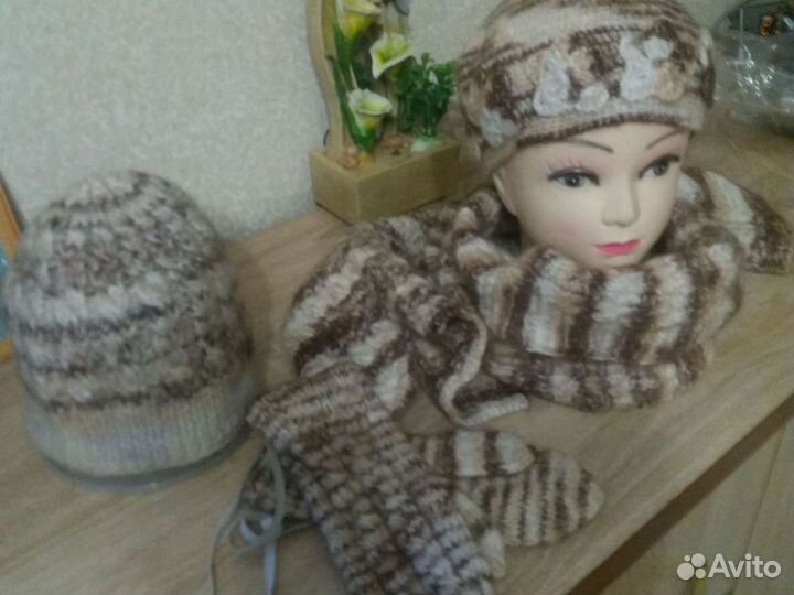 Связанные комплект(55размер)