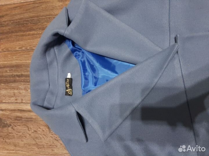 Пальто женское шерстяное р. 46