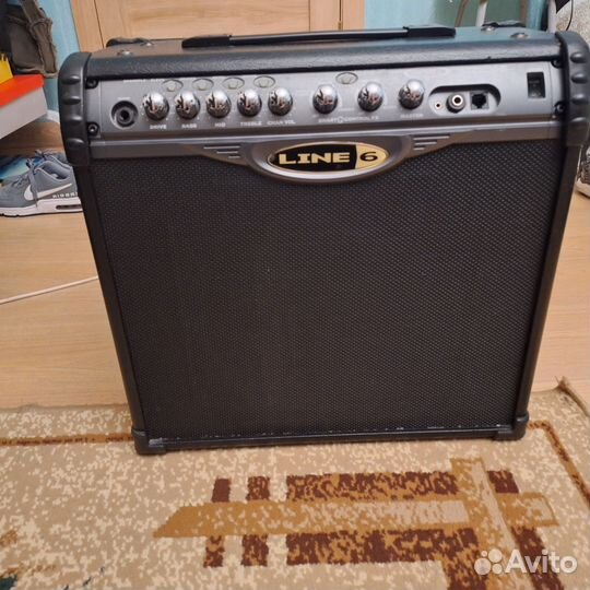 Гитарный комбоусилитель line6 30watts
