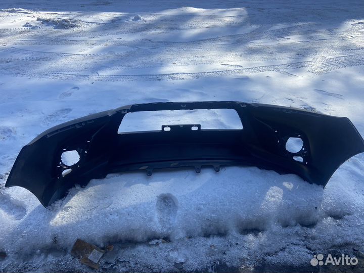 Бампер передний Toyota hilux