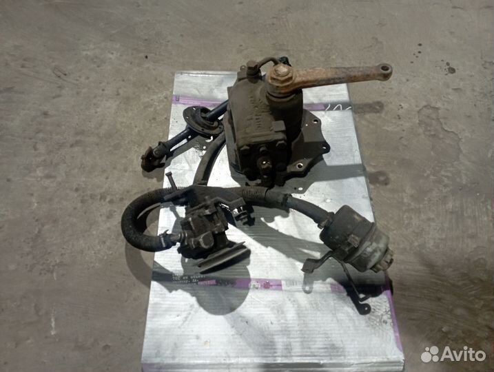 Рулевой редуктор ZF