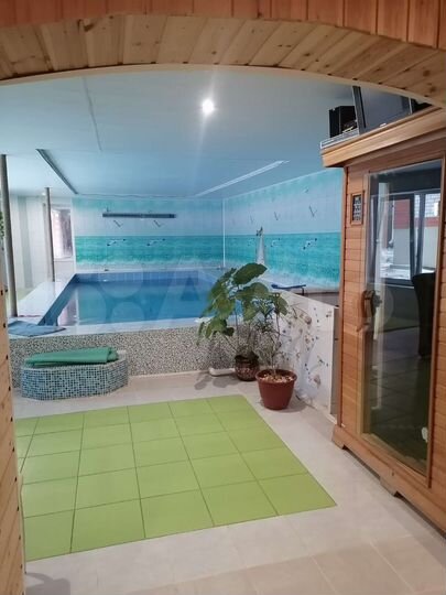 Дом 186 м² на участке 7 сот.