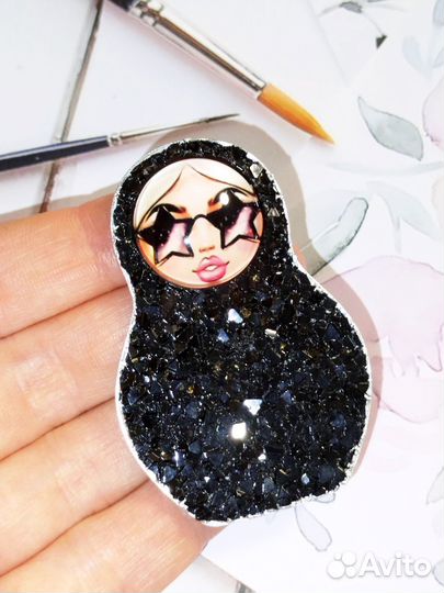 Брошь матрёшка ручной работы