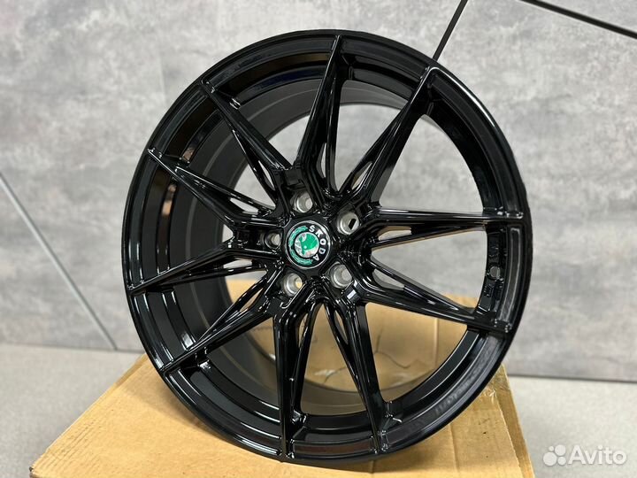 Диски литые R 18 Skoda Octavia