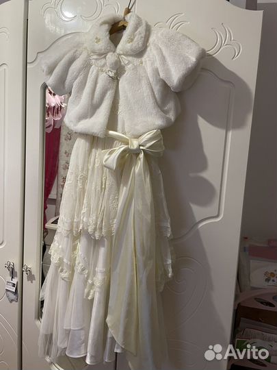 Платье праздничное