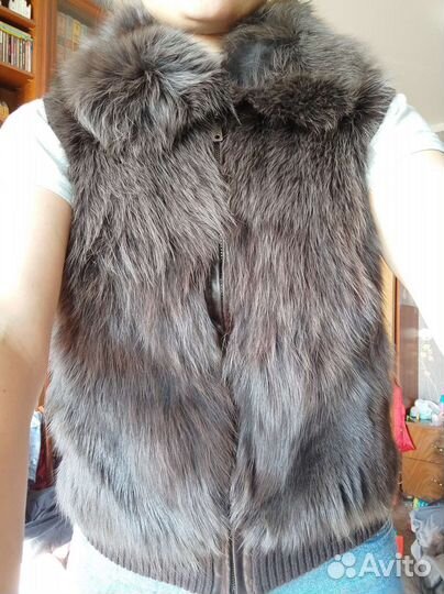 Жилетка меховая женская 44-46