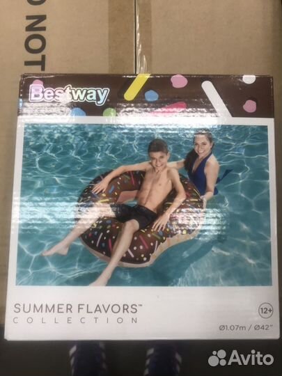 Надувной пончик